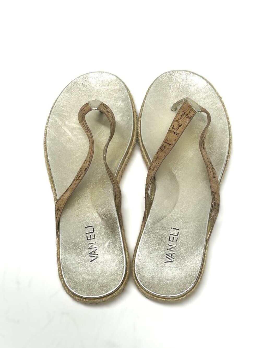 Vaneli gold flip flops size 8M